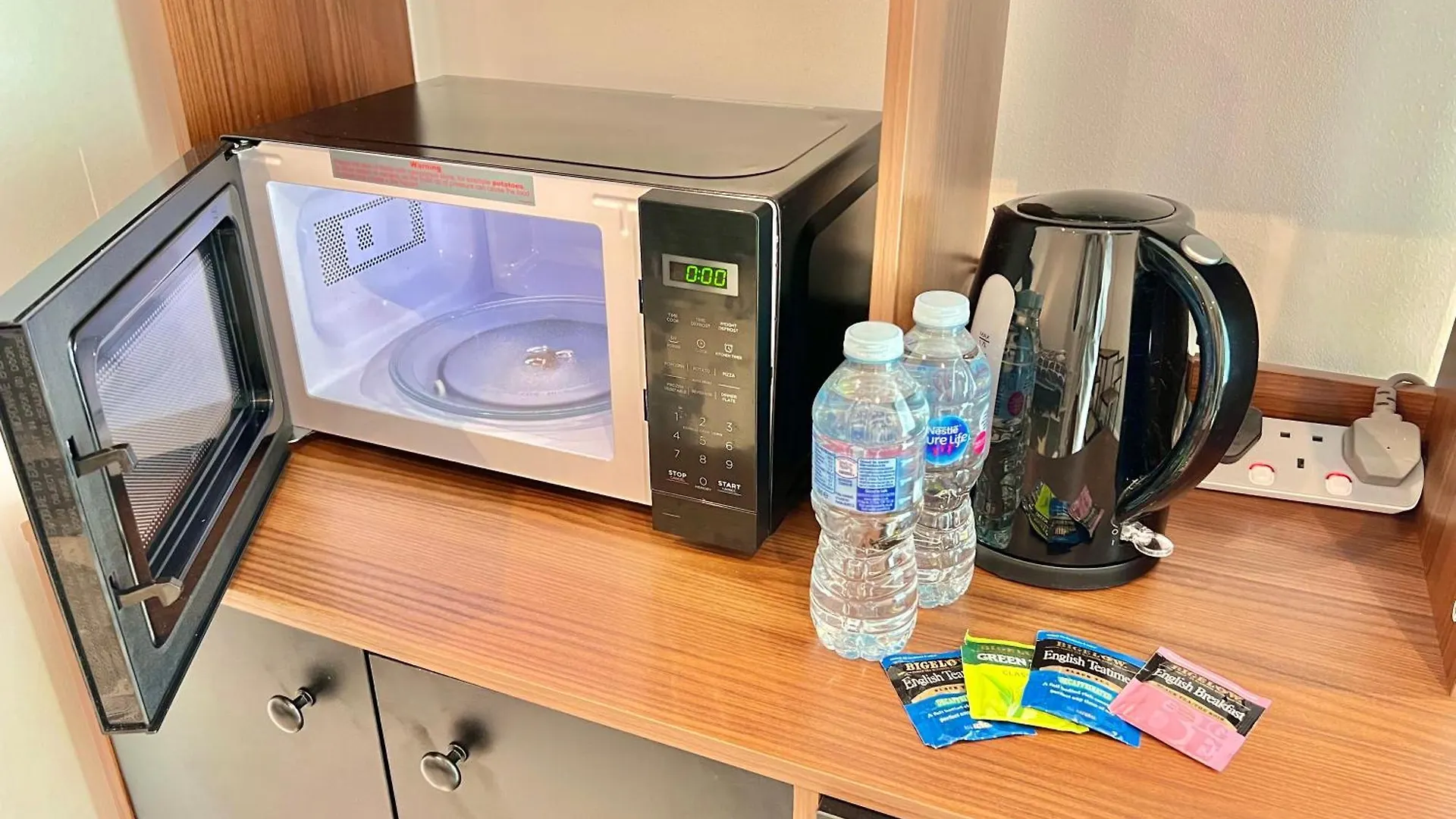 Apartment Lux King Studio Penthouse W Private Entrance London