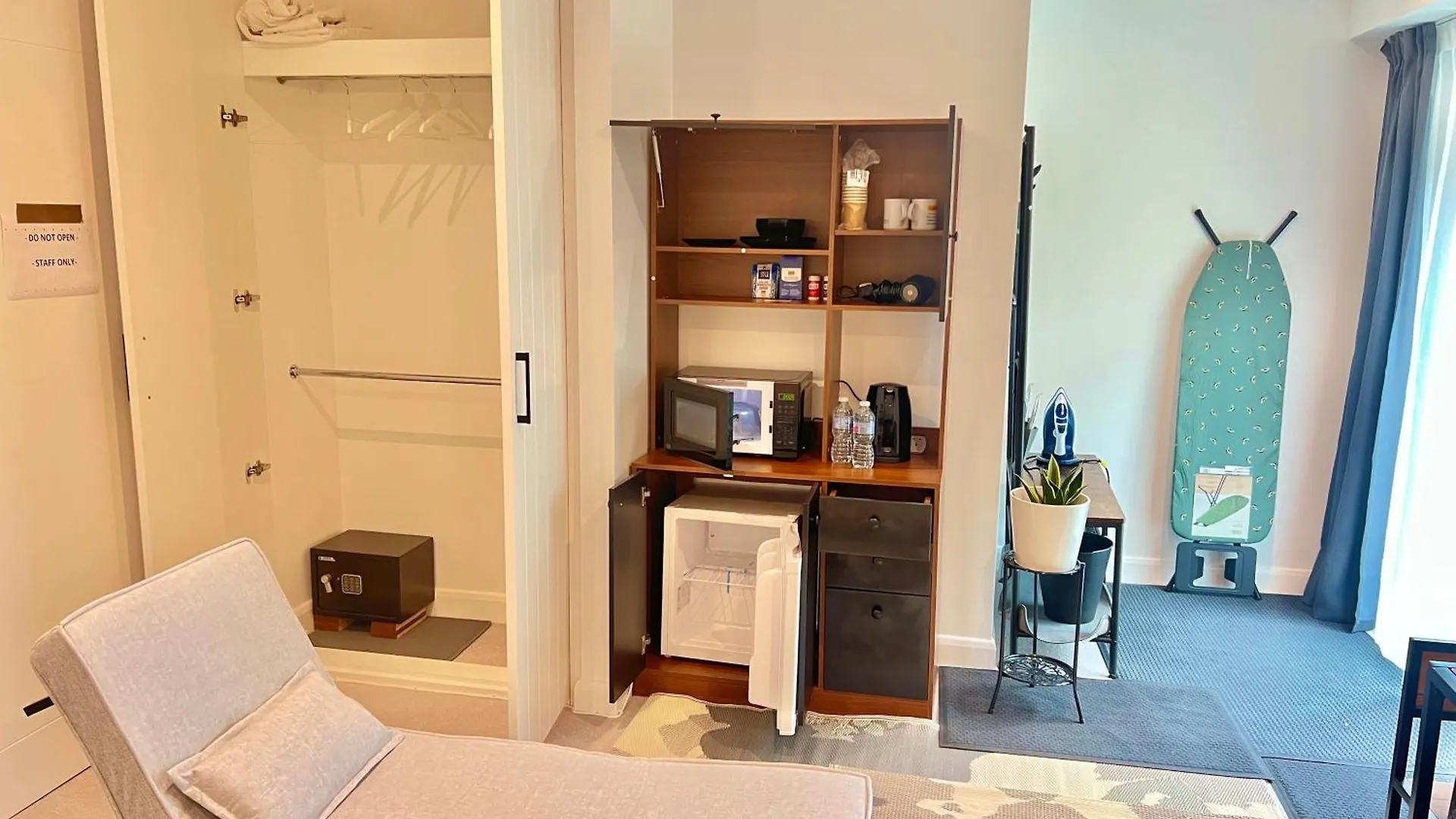 Lux King Studio Penthouse W Private Entrance London 0*,  United Kingdom